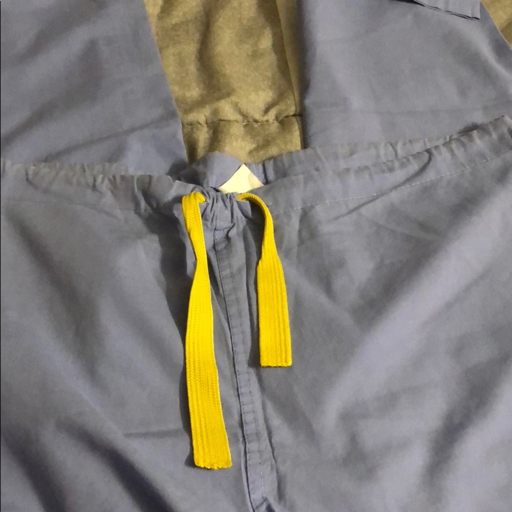 BOTTOM SCRUBS! GOOD CONDITION! Not Cherokee